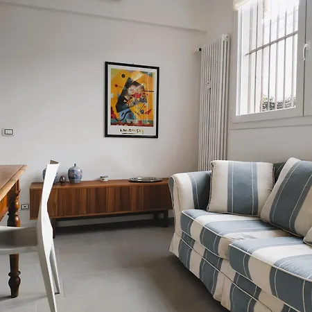 Monteroom-apartments Apartament