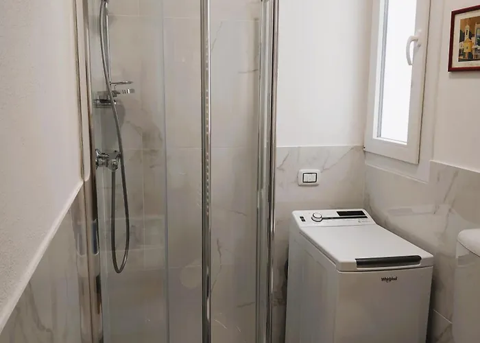 Monteroom-apartments * بولونيا